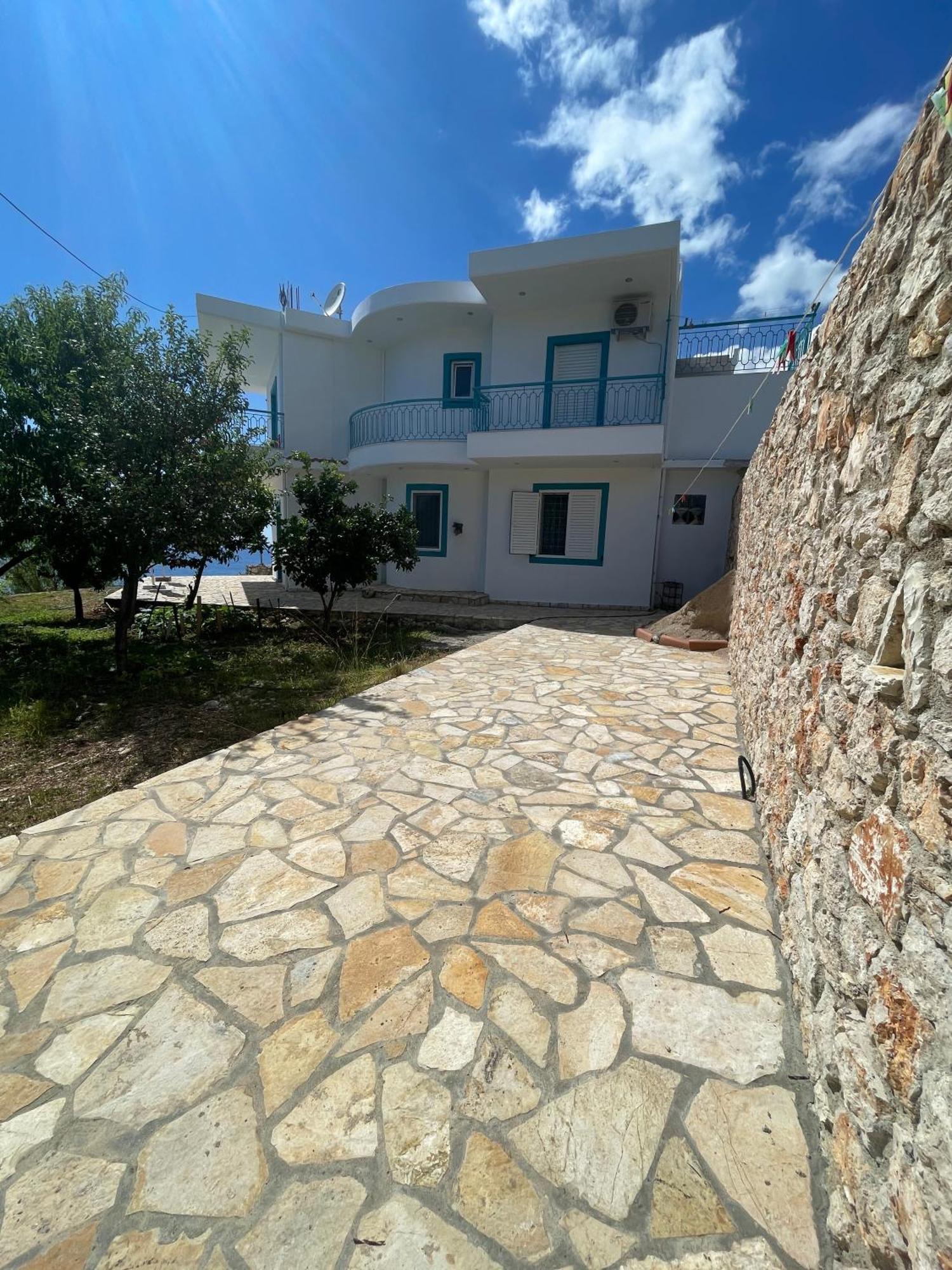 Endless Blue Apartments Dhërmi Exterior foto