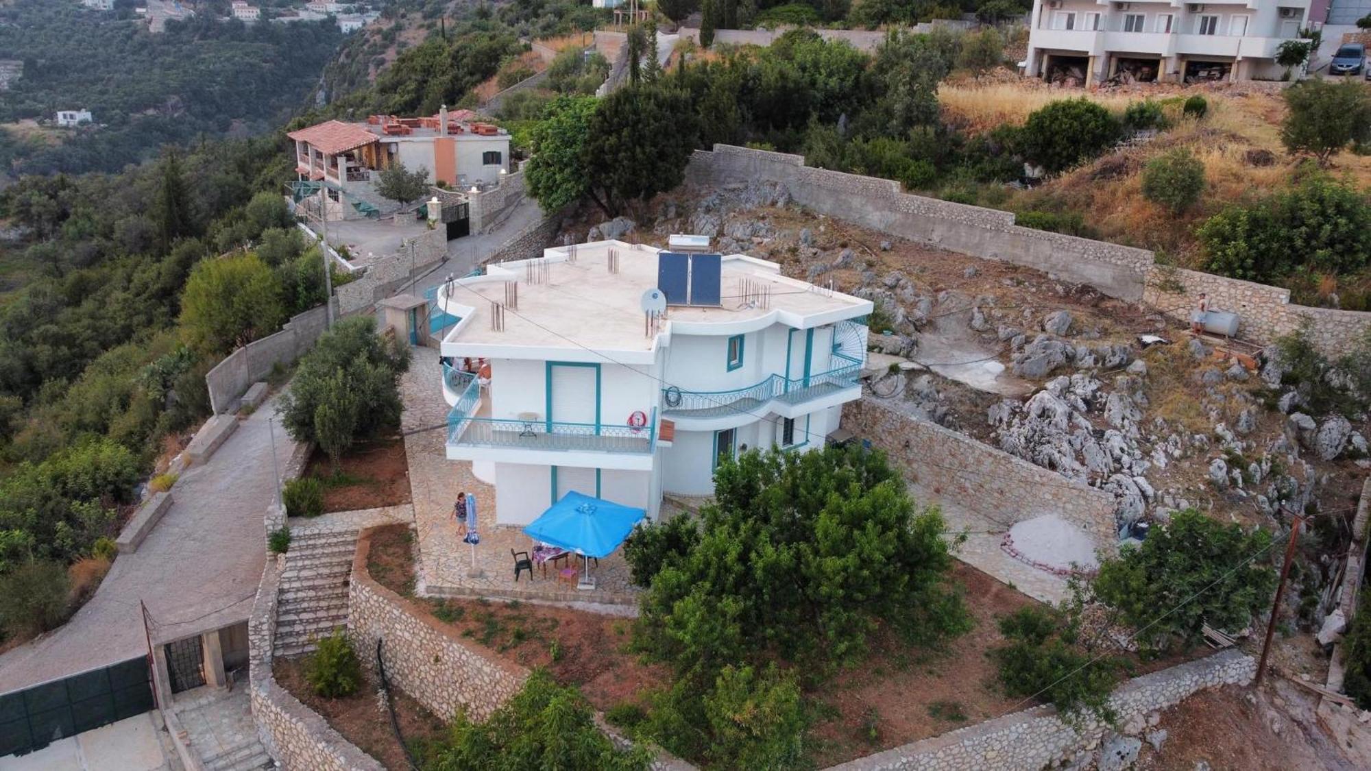 Endless Blue Apartments Dhërmi Exterior foto